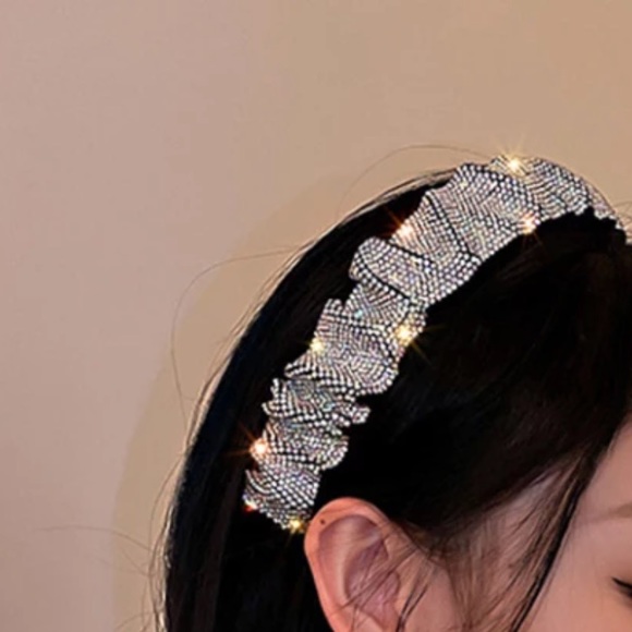 🌟 Rhinestone Crystals Black Silver Headband - Picture 5 of 6